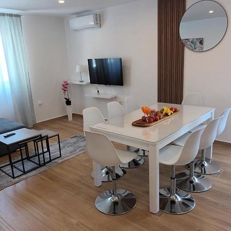 Apartmani Tolj Makarska Eksteriør bilde
