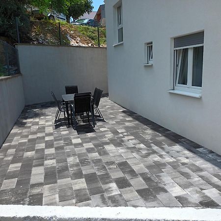 Apartmani Tolj Makarska Eksteriør bilde