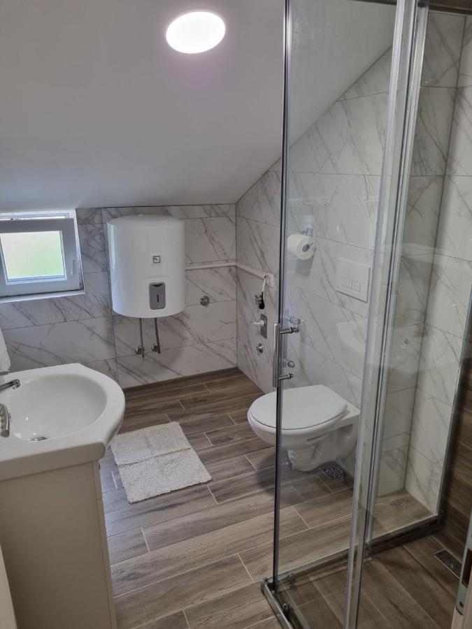 Apartmani Tolj Makarska Eksteriør bilde