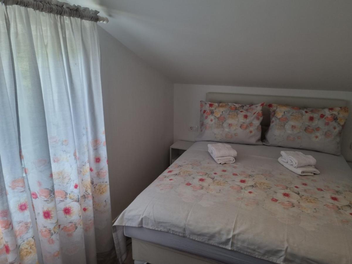 Apartmani Tolj Makarska Eksteriør bilde