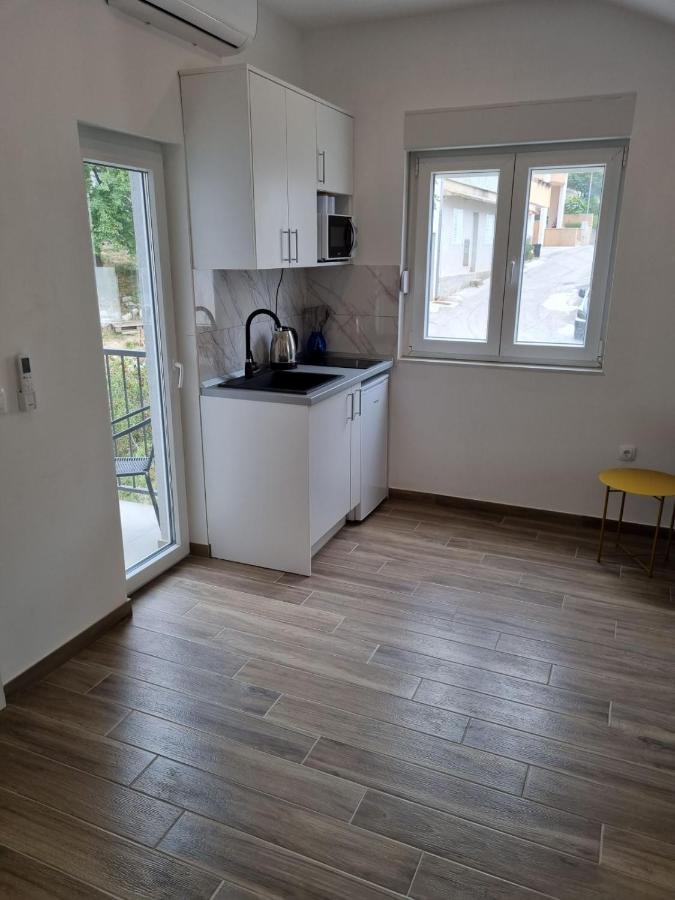 Apartmani Tolj Makarska Eksteriør bilde