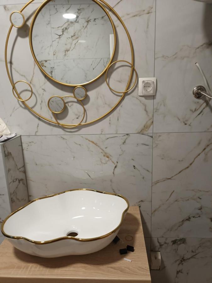 Apartmani Tolj Makarska Eksteriør bilde