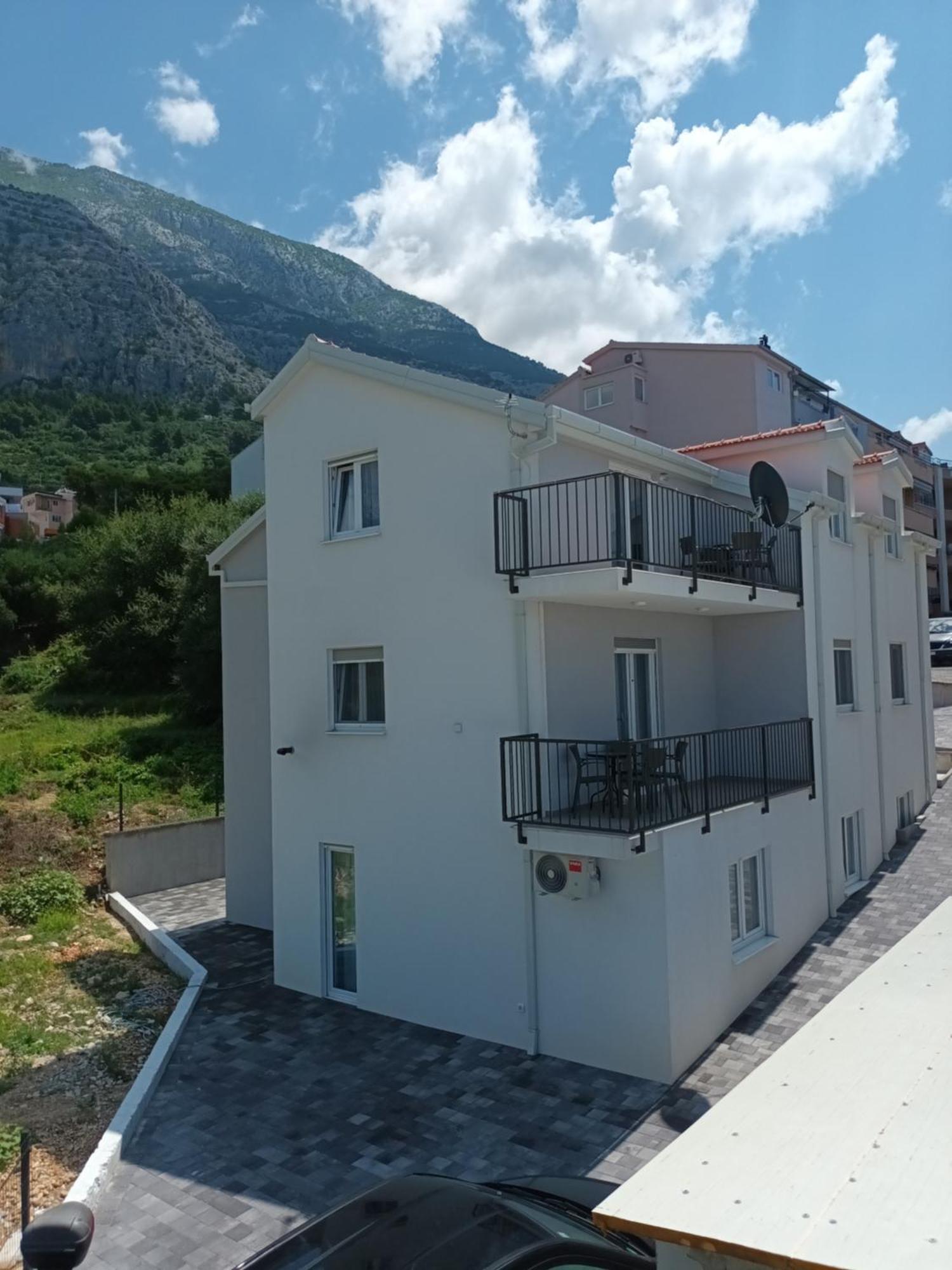 Apartmani Tolj Makarska Eksteriør bilde