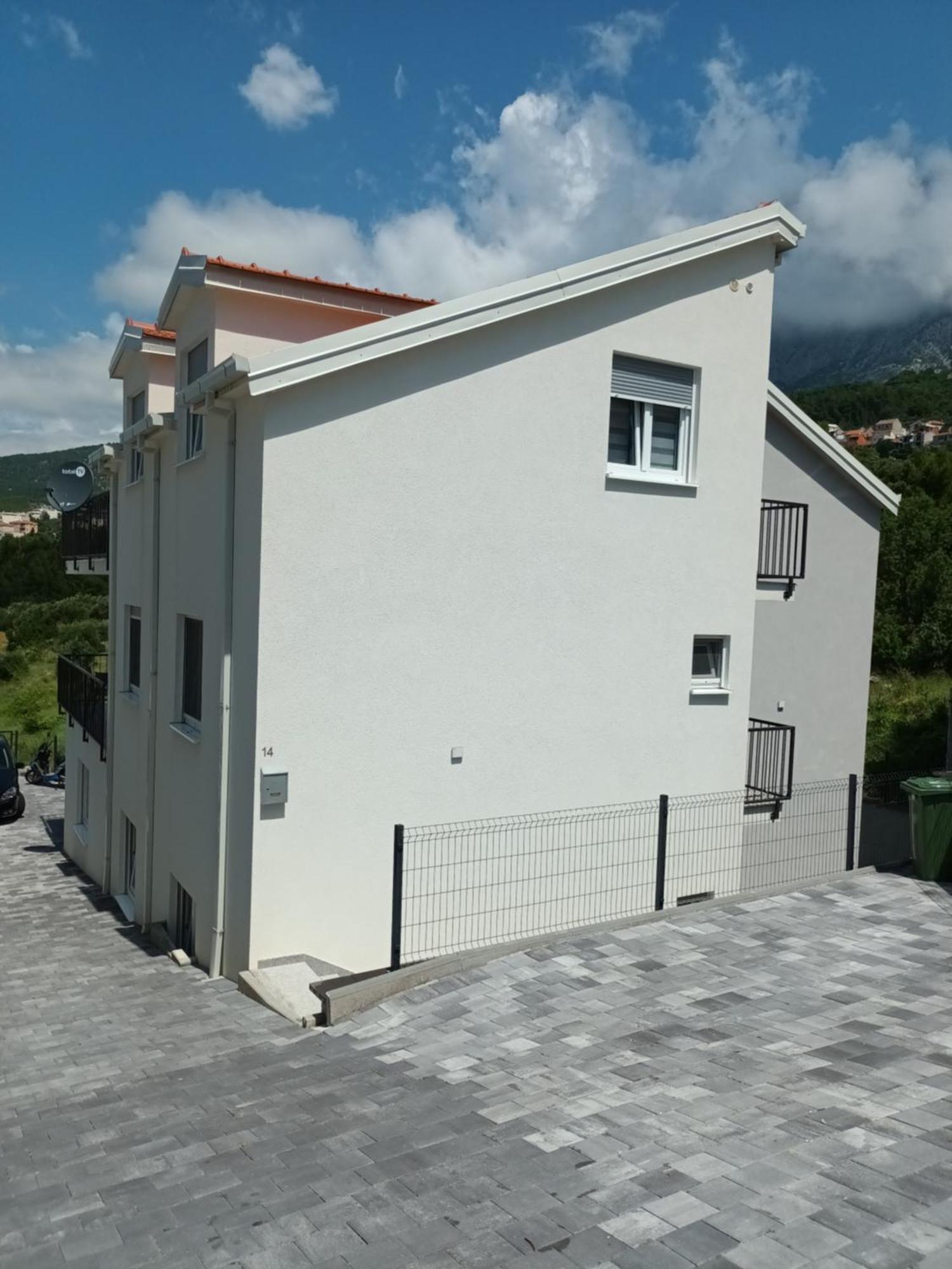 Apartmani Tolj Makarska Eksteriør bilde